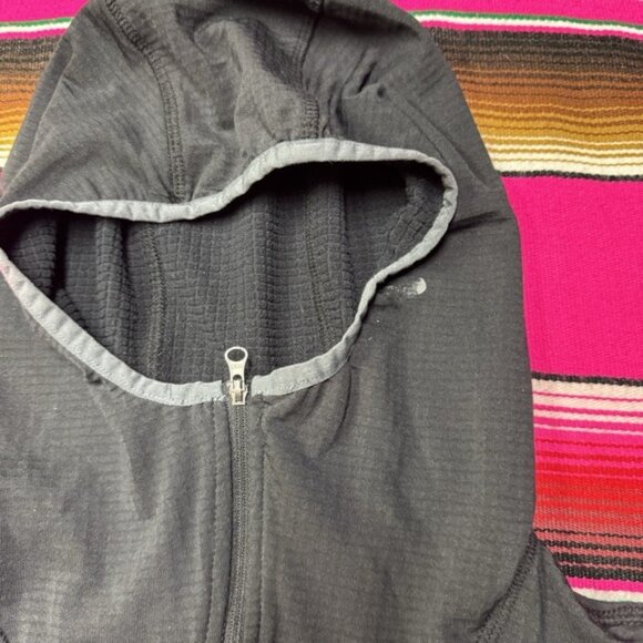 Arc'teryx Covert Cardigan Hoodie Jacket Women M Black Zip Fleece Gorpcore *FLAWS - Picture 3 of 10